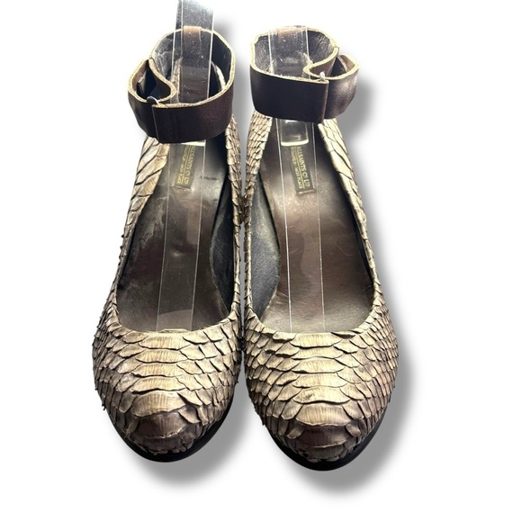 All Saints Women’s Taupe Bronze Faux Snakeskin Stiletto Heels Sz 7.5 | 3266 - Picture 3 of 10